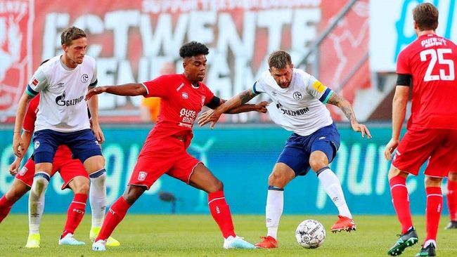 次关键滑铲 次关键滑铲