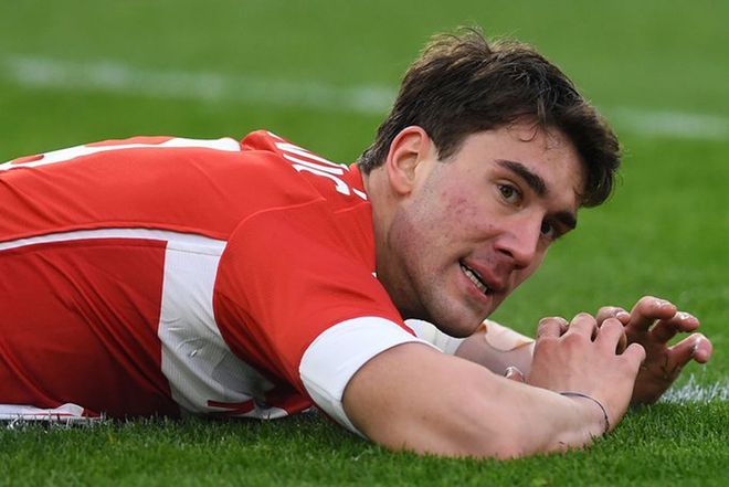 防线更难预 防线更难预